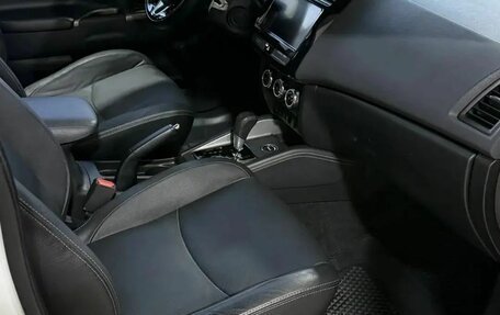 Mitsubishi ASX I рестайлинг, 2019 год, 2 000 000 рублей, 13 фотография