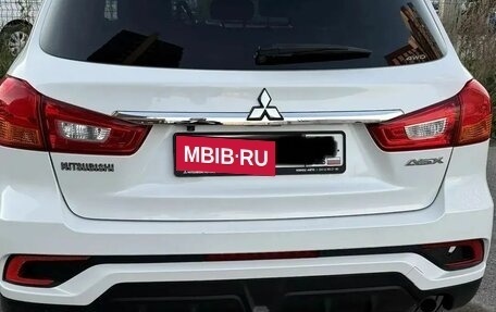 Mitsubishi ASX I рестайлинг, 2019 год, 2 000 000 рублей, 20 фотография