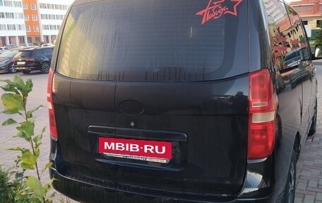Hyundai H-1 II рестайлинг, 2008 год, 1 250 000 рублей, 5 фотография