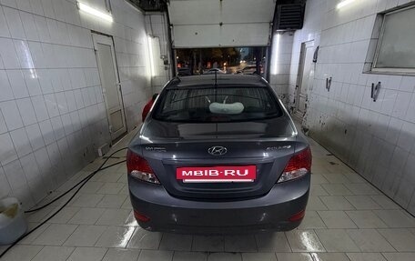 Hyundai Solaris II рестайлинг, 2012 год, 1 200 000 рублей, 3 фотография
