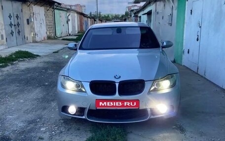 BMW 3 серия, 2005 год, 670 000 рублей, 1 фотография