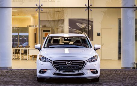 Mazda 3, 2018 год, 1 375 000 рублей, 2 фотография