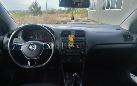Volkswagen Polo VI (EU Market), 2016 год, 730 000 рублей, 3 фотография