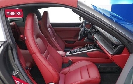 Porsche 911, 2023 год, 22 890 052 рублей, 8 фотография