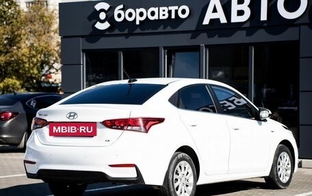 Hyundai Solaris II рестайлинг, 2017 год, 1 360 000 рублей, 6 фотография