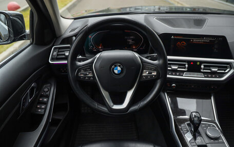 BMW 3 серия, 2019 год, 3 129 000 рублей, 12 фотография