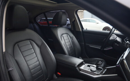 BMW 3 серия, 2019 год, 3 129 000 рублей, 27 фотография