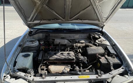 Toyota Corolla, 2000 год, 300 000 рублей, 3 фотография
