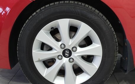 Hyundai Solaris II рестайлинг, 2016 год, 1 040 000 рублей, 9 фотография