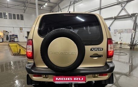 Chevrolet Niva I рестайлинг, 2004 год, 530 000 рублей, 5 фотография