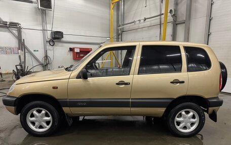 Chevrolet Niva I рестайлинг, 2004 год, 530 000 рублей, 6 фотография