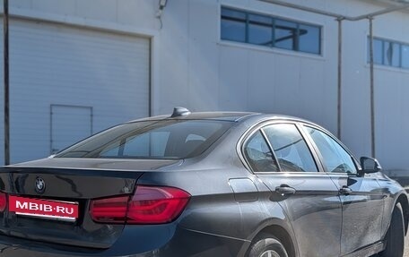 BMW 3 серия, 2018 год, 1 290 000 рублей, 6 фотография