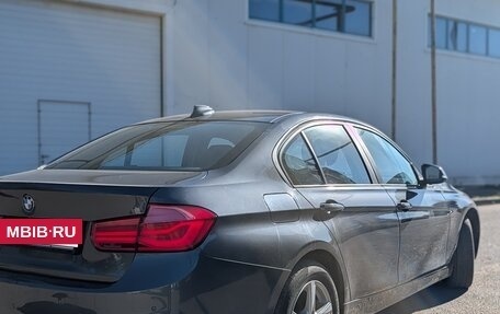 BMW 3 серия, 2018 год, 1 290 000 рублей, 4 фотография