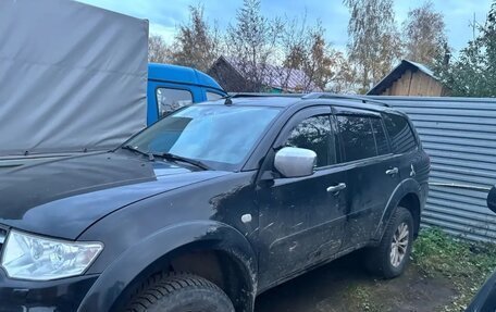 Mitsubishi Pajero Sport II рестайлинг, 2014 год, 1 500 000 рублей, 4 фотография