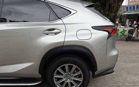 Lexus NX I, 2021 год, 2 420 000 рублей, 10 фотография