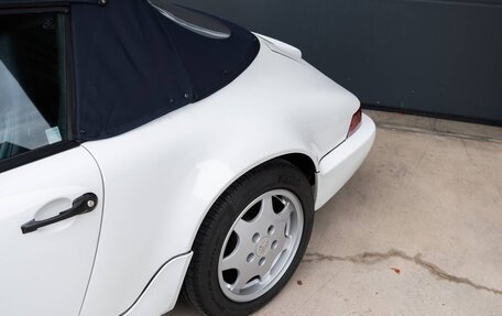 Porsche 911, 1990 год, 11 550 000 рублей, 9 фотография