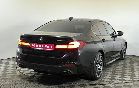 BMW 5 серия, 2017 год, 3 200 000 рублей, 4 фотография