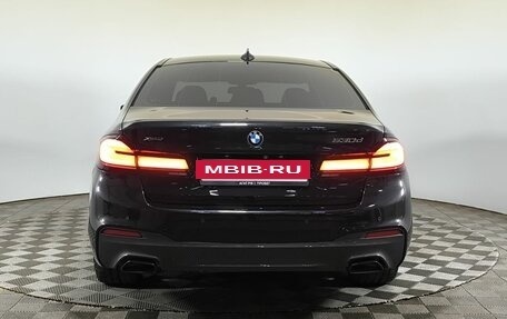 BMW 5 серия, 2017 год, 3 200 000 рублей, 5 фотография