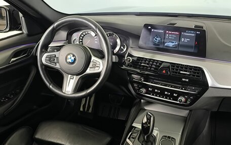 BMW 5 серия, 2017 год, 3 200 000 рублей, 11 фотография