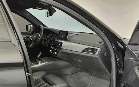 BMW 5 серия, 2017 год, 3 200 000 рублей, 9 фотография
