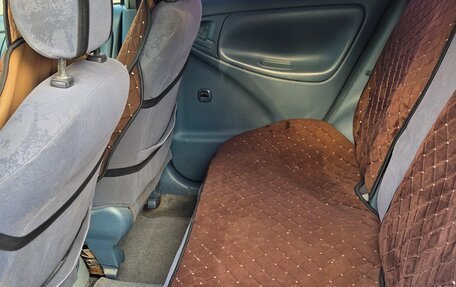 Toyota Vitz, 2001 год, 280 000 рублей, 8 фотография