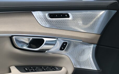 Volvo XC90 II рестайлинг, 2026 год, 9 900 000 рублей, 7 фотография