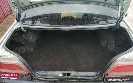 Toyota Carina, 2001 год, 338 000 рублей, 24 фотография