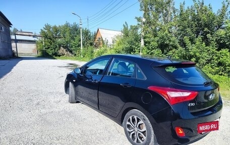 Hyundai i30 II рестайлинг, 2013 год, 930 000 рублей, 2 фотография