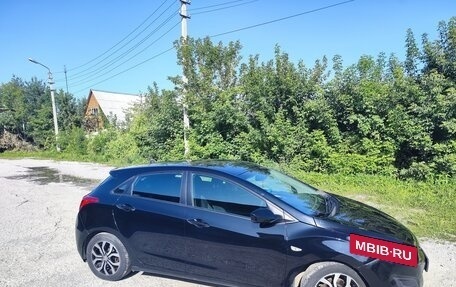 Hyundai i30 II рестайлинг, 2013 год, 930 000 рублей, 14 фотография