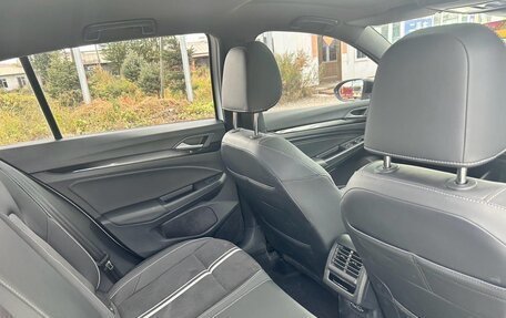 Volkswagen Golf VIII, 2023 год, 1 850 001 рублей, 13 фотография