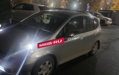 Honda Fit III, 2003 год, 450 000 рублей, 1 фотография