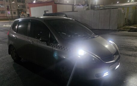 Honda Fit III, 2003 год, 450 000 рублей, 2 фотография