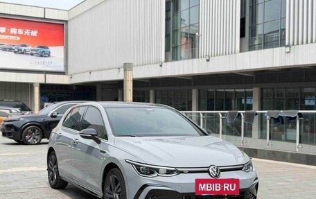 Volkswagen Golf VIII, 2023 год, 1 800 001 рублей, 3 фотография