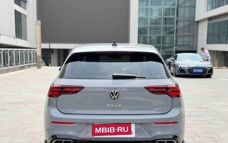 Volkswagen Golf VIII, 2023 год, 1 800 001 рублей, 5 фотография