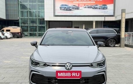 Volkswagen Golf VIII, 2023 год, 1 800 001 рублей, 2 фотография