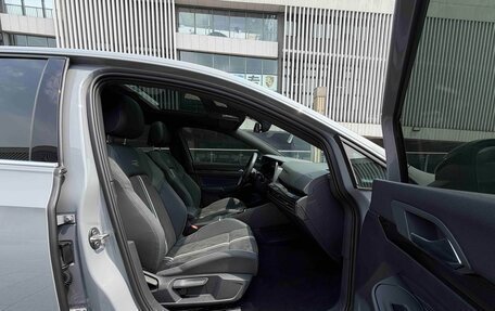 Volkswagen Golf VIII, 2023 год, 1 800 001 рублей, 9 фотография