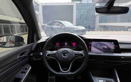 Volkswagen Golf VIII, 2023 год, 1 800 001 рублей, 12 фотография