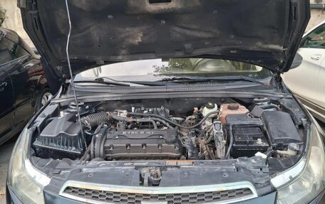 Chevrolet Cruze II, 2011 год, 430 000 рублей, 4 фотография