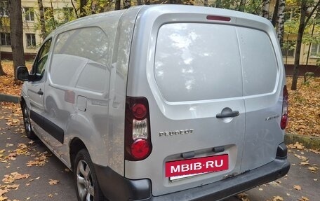 Peugeot Partner II рестайлинг 2, 2013 год, 650 000 рублей, 2 фотография