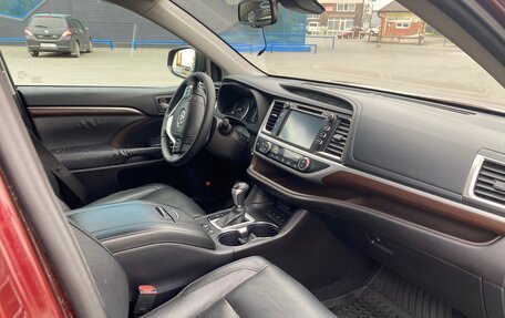 Toyota Highlander III, 2014 год, 3 050 000 рублей, 5 фотография