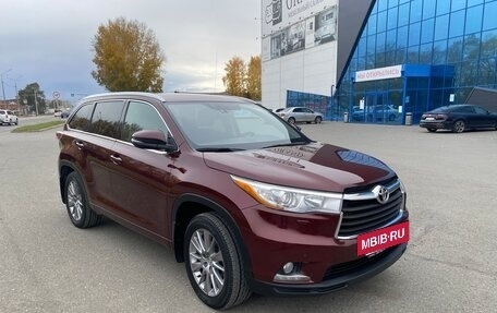 Toyota Highlander III, 2014 год, 3 050 000 рублей, 6 фотография