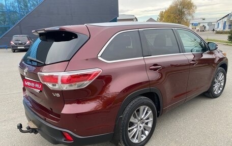 Toyota Highlander III, 2014 год, 3 050 000 рублей, 7 фотография