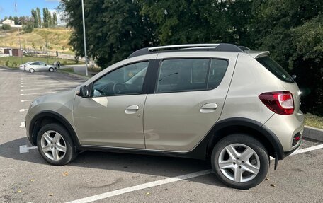 Renault Sandero II рестайлинг, 2015 год, 890 000 рублей, 3 фотография