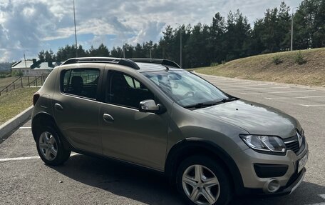 Renault Sandero II рестайлинг, 2015 год, 890 000 рублей, 6 фотография