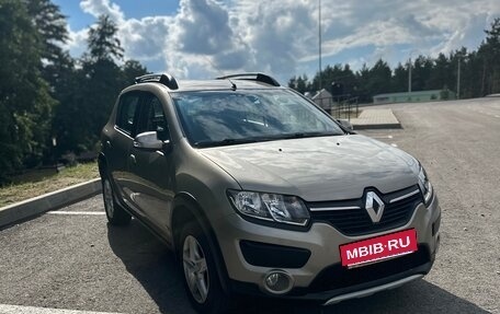 Renault Sandero II рестайлинг, 2015 год, 890 000 рублей, 7 фотография