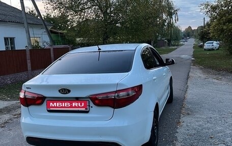 KIA Rio III рестайлинг, 2014 год, 550 000 рублей, 4 фотография
