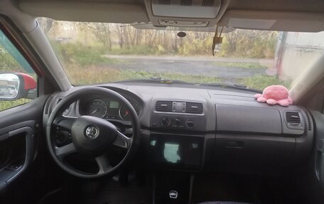 Skoda Fabia II, 2013 год, 330 000 рублей, 12 фотография