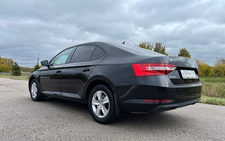Skoda Superb III рестайлинг, 2018 год, 1 810 000 рублей, 5 фотография