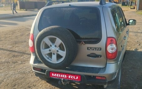 Chevrolet Niva I рестайлинг, 2013 год, 450 000 рублей, 7 фотография