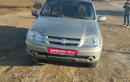 Chevrolet Niva I рестайлинг, 2013 год, 450 000 рублей, 5 фотография